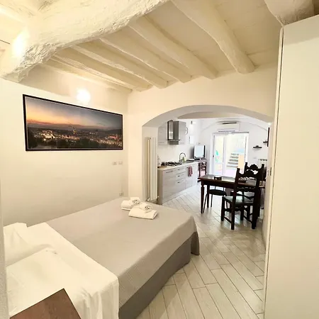 Adg 33 Apartment Florence
